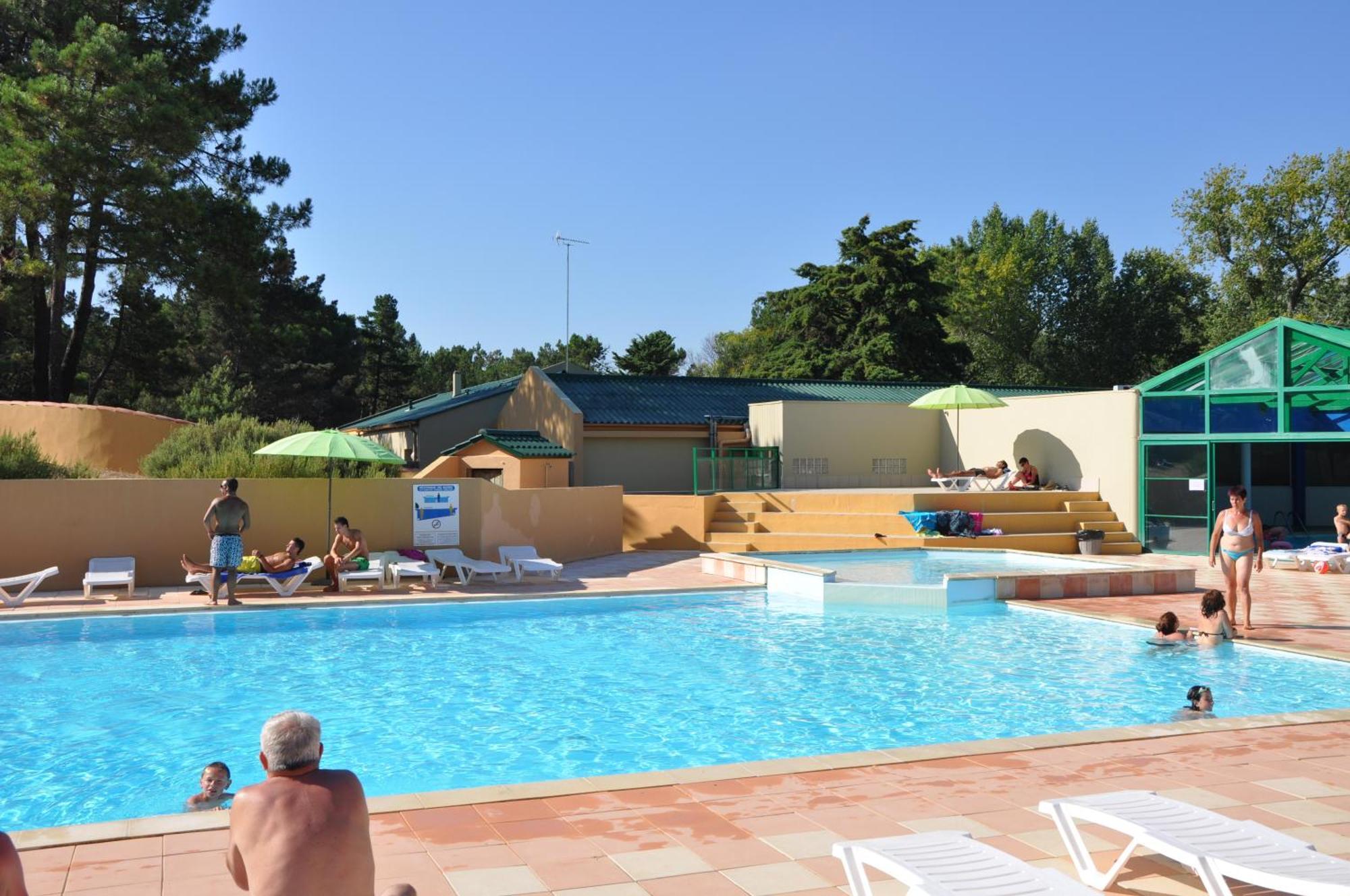 Cottages Des Pins Saint-Hilaire-de-Riez Exteriör bild
